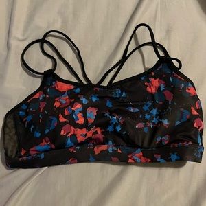 Lululemon bra